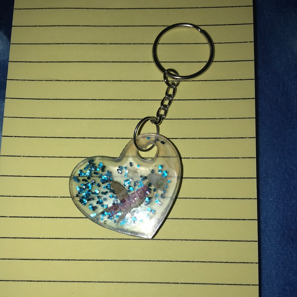 Custom epoxy heart keychain w/ Jennifer wish shell leaf and glitter